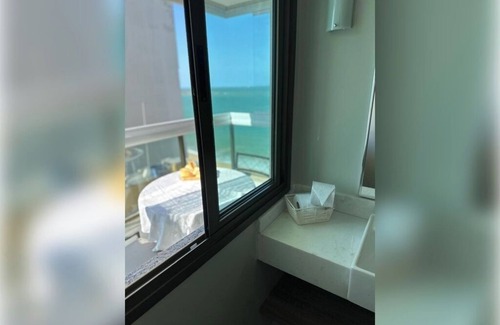 Vila Velha Apartment | Renovated flat with sea view in Praia da Costa