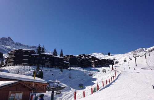 Les Avanchers-Valmorel Apartment | Renovated 3-room apartment, cosy mountain setting, at the foot of the slopes, magnificent valley view
