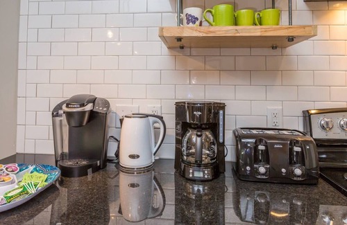 Winston - Salem Apartment | Renovated 1BR Apartment Steps from WFU Hospital
