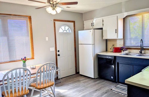 Pottawattamie County Apartment | Renovated 2-bedroom unit minutes to downtown Omaha