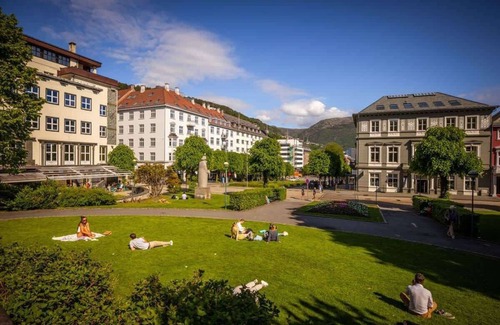 Bergen City Centre Apartment | Renovated 2023- 600m to Bryggen - SMART TV