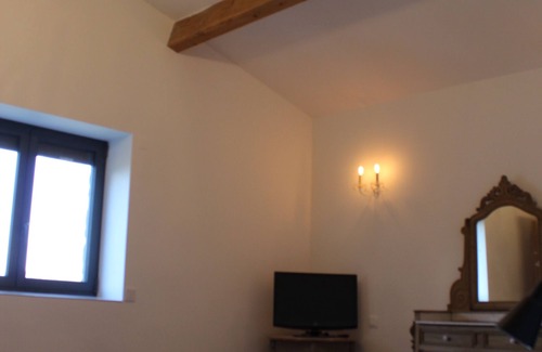 Les Vans Other | Renovated 300 m2 stone farmhouse with swimming pool and large equipped pool house.