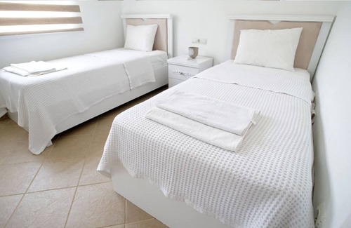 Dalaman Villa | Renovated 3BR Villa W/ Pool - Perfect for Couples