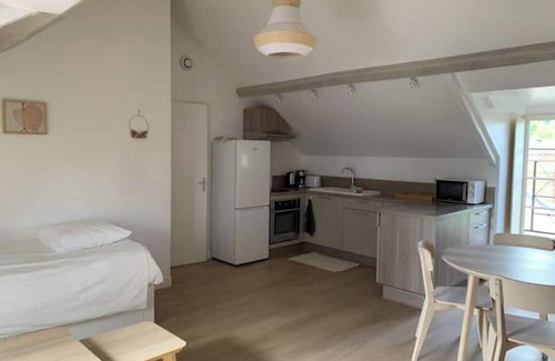 Nemours Apartment | Renovated 4 person apartment, Nemours center, station