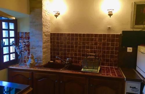 Asperjoc House | Renovated and decorated in a Shabby style, where softness and romanticism reign.