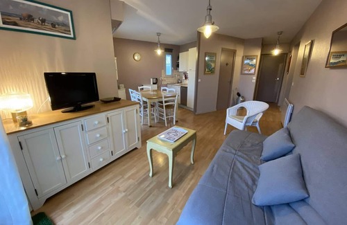 Perros-Guirec Apartment | Renovated apartment located beach of Trestraou in PERROS-GUIREC