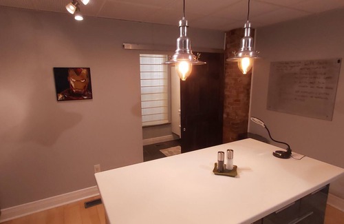 Ashland Apartment | Renovated Apartment with Modern Amenities, Fenced-In Back Yard -Downtown Ashland