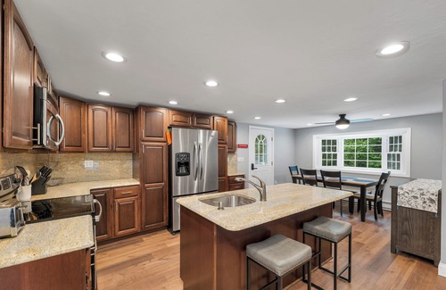 Moultonborough House | Renovated Balmoral Winnipesaukee Sleeps 8 Pet Friendly