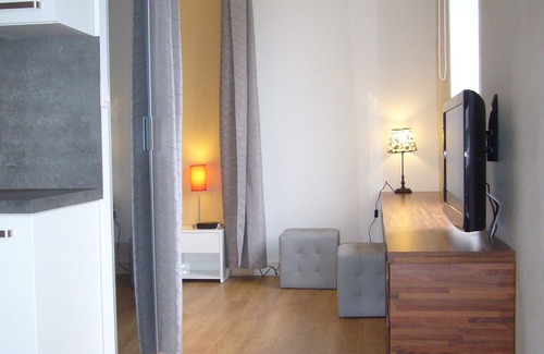 Roscoff Apartment | Renovated comfortable apartment side sea view in Roscoff