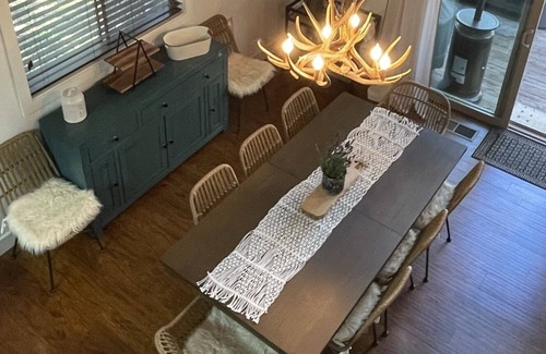 Arnold Ski Chalet | Renovated, cozy Chalet in Blue Lake Springs with SPA!