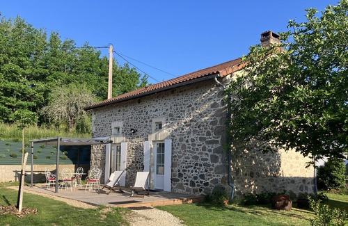 Le Bourdeix Other | Renovated detached house near Lake Saint Estèphe