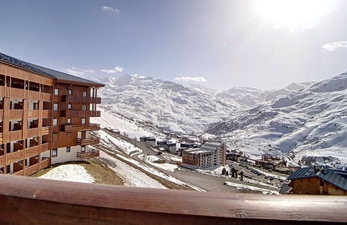 Reberty Apartment | Renovated Duplex Apartment · Near Ski Slopes · South-Facing Balcony