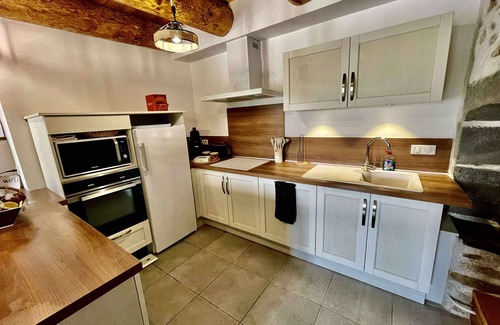 Ruynes-en-Margeride House | Renovated farmhouse in the heart of the Margeride