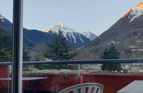 Saint-Lary-Soulan Apartment | Renovated family T3 just 2 minutes from the spa and village. Superb view!