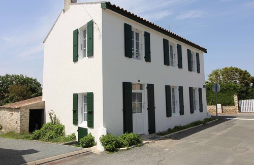 La Remigeasse House | Renovated Family Home Near Beach, 3 Bedrooms, Sleeps 7, Terrace, Garden - Dolus-d'Oléron