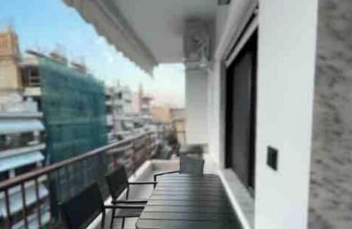Kalamaria Condo | Renovated family friendly condo