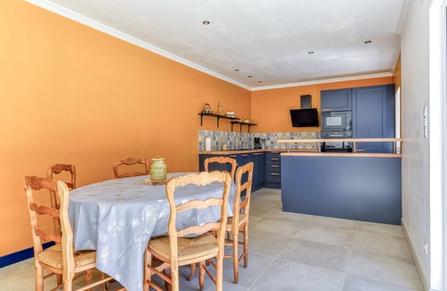 Cessenon-sur-Orb House | Renovated farmhouse in the heart of nature, ideal for a peaceful vacation