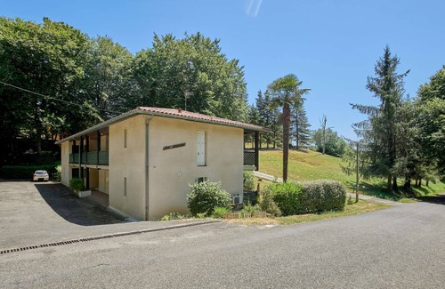 Barbotan-les-Thermes Apartment | Renovated T1 Bis in Barbotan with balcony and parking