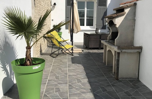 Le Bois-Plage-en-Re House | Renovated retreated house in the Center Village du Bois Plage in Ré