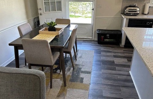 Winston - Salem House | Renovated Gem Minutes from Downtown WS, Kville, GSO