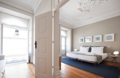 Guimaraes Apartment | Renovated historic apartment! The charm of yesteryear in the heart of the city.