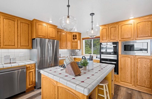 Bodega Bay House | Renovated home w/breathtaking views of the bay and new hot tub