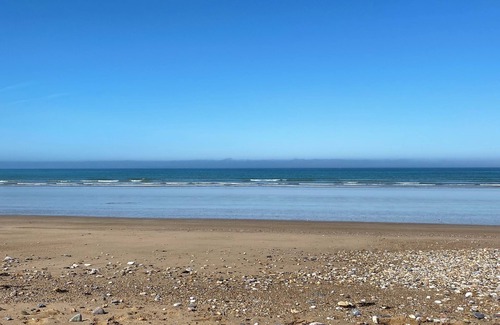 Brem Sur Mer House | Renovated house 5 minutes by bike from the sea, close to cycle paths in a quiet location