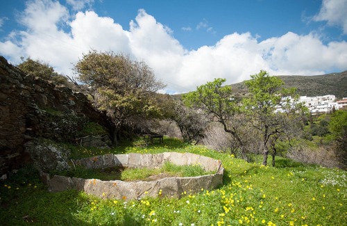 Kapparia Cottage | Renovated medieval cottage 200 sqm at Andros, accommodates up to 8 guests.