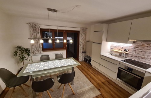Reutte Apartment | Renovated, modern and bright apartment in a quiet location for 2 to 5 people