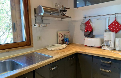Pra Loup Ski Chalet | Renovated Mountain Home, 30m from Slopes, Private Parking, Pra Loup