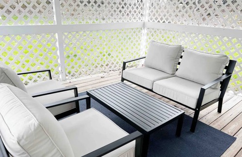 Riverside House | Renovated! Near UD, WPAFB, Kettering & Oregon District