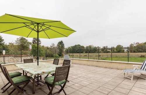Brotte-les-Ray Cottage | Renovated old house with pool in Brotte-lès-Ray