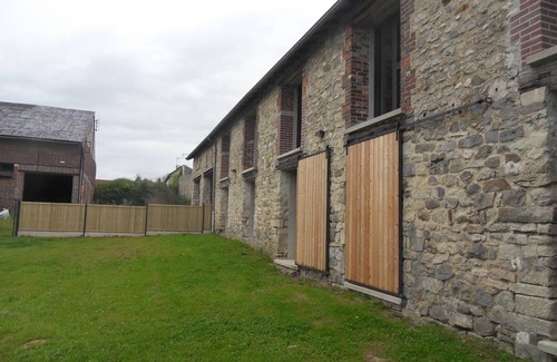 Ermenonville House | Renovated stone building, all comforts, Wifi fibre, E-car charging available