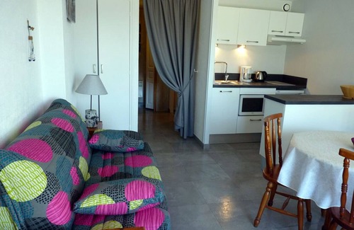 Le Palais Apartment | Renovated studio 20m from the beach in Le Palais, well-equipped