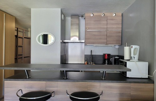 Pra Loup Apartment | Renovated studio for 5, south balcony, private parking in Pra Loup