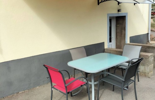 Fraize Apartment | Renovated studio with terrace and green space
