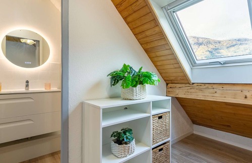 Vielle-Aure Apartment | Renovated T2 Duplex for 4 in Vielle-Aure with private parking and free shuttle