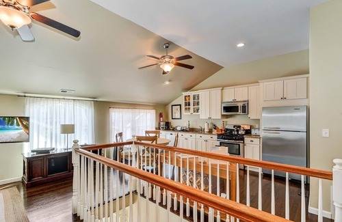 Bradley Beach House | Renovated Two Bedroom Carriage House in Bradley Beach