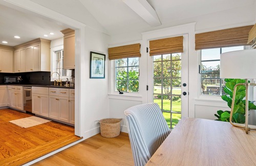 Healdsburg House | Renovated Vineyard Home - 4 BR/4 BA - Solar Pool, Spa, Views