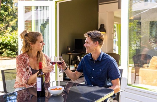 Norg House | Rent a charming 6-person Wellness bungalow with a private sauna and bubbel bath in Drenthe on the Norgerberg.