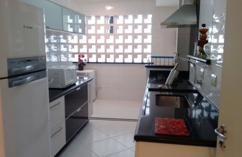 Pitangueiras Apartment | Rent apartment in Guarujá Pitangueiras beach for weekend and holidays