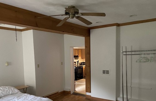 Williamsport Apartment | Rent by the month ,fully furnished.Centrally located, cozy & clean.