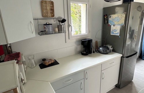 Saint-Gildas-de-Rhuys House | Rent Independent House 60 m2 With Garden, Near Beaches