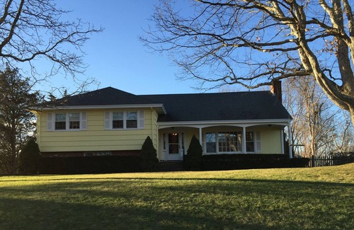 Watch Hill House | Rent on a quiet street steps from the beach in the heart of historic Watch Hill