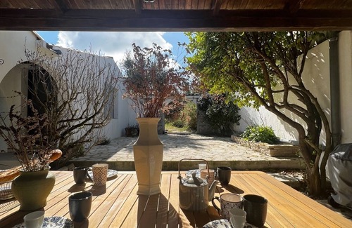 Ars-en-Re House | Rent villa on the beach in Ars en Ré (17) - heated pool - sleeps 9