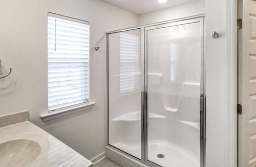 Glen Allen House | Rent your next stay in an award winning family designed master planned community
