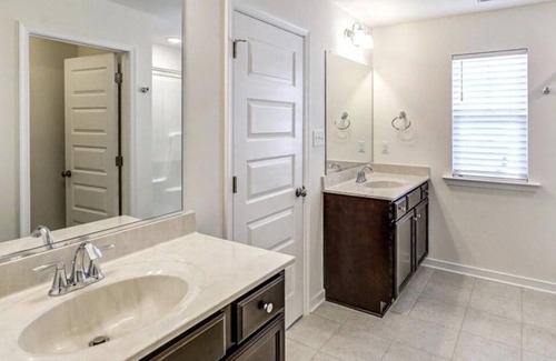 Glen Allen House | Rent your next stay in an award winning family designed master planned community