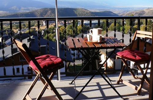 Font-Romeu-Odeillo-Via Apartment | Rental Apartment F3 - classé * - 60 m2-Dans Chalet Font-Romeu Centre