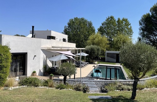 Cabries Villa | Rental Architect-designed villa Aix en Provence (Cabries) for 8 people