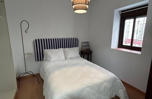 Santa Marina Apartment | Rental unit in Córdoba · 2 bedrooms · 3 beds · 1 bath